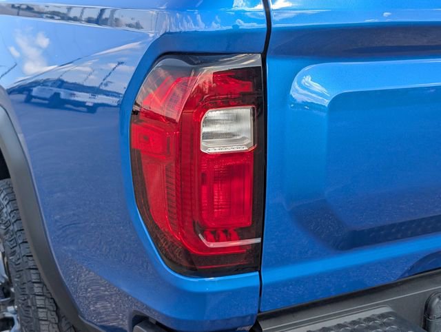 Used 2024 GMC Canyon Elevation w/ Convenience Package image 15