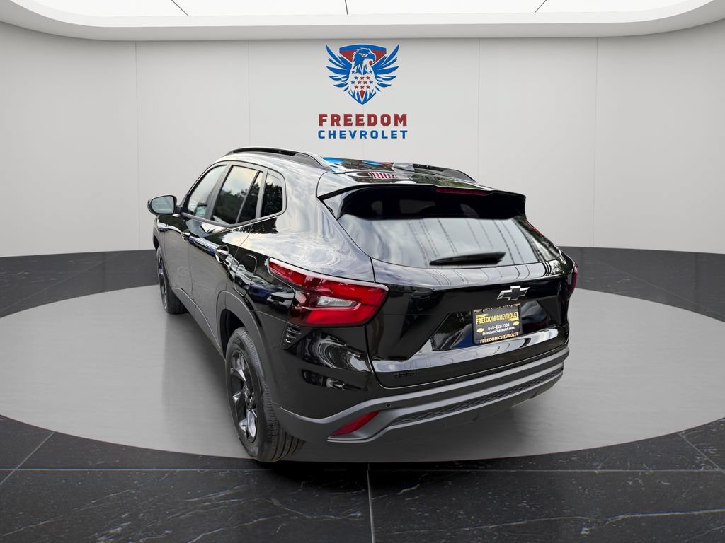 New 2026 Chevrolet Trax LT w/ Driver Confidence Package FWD image 5
