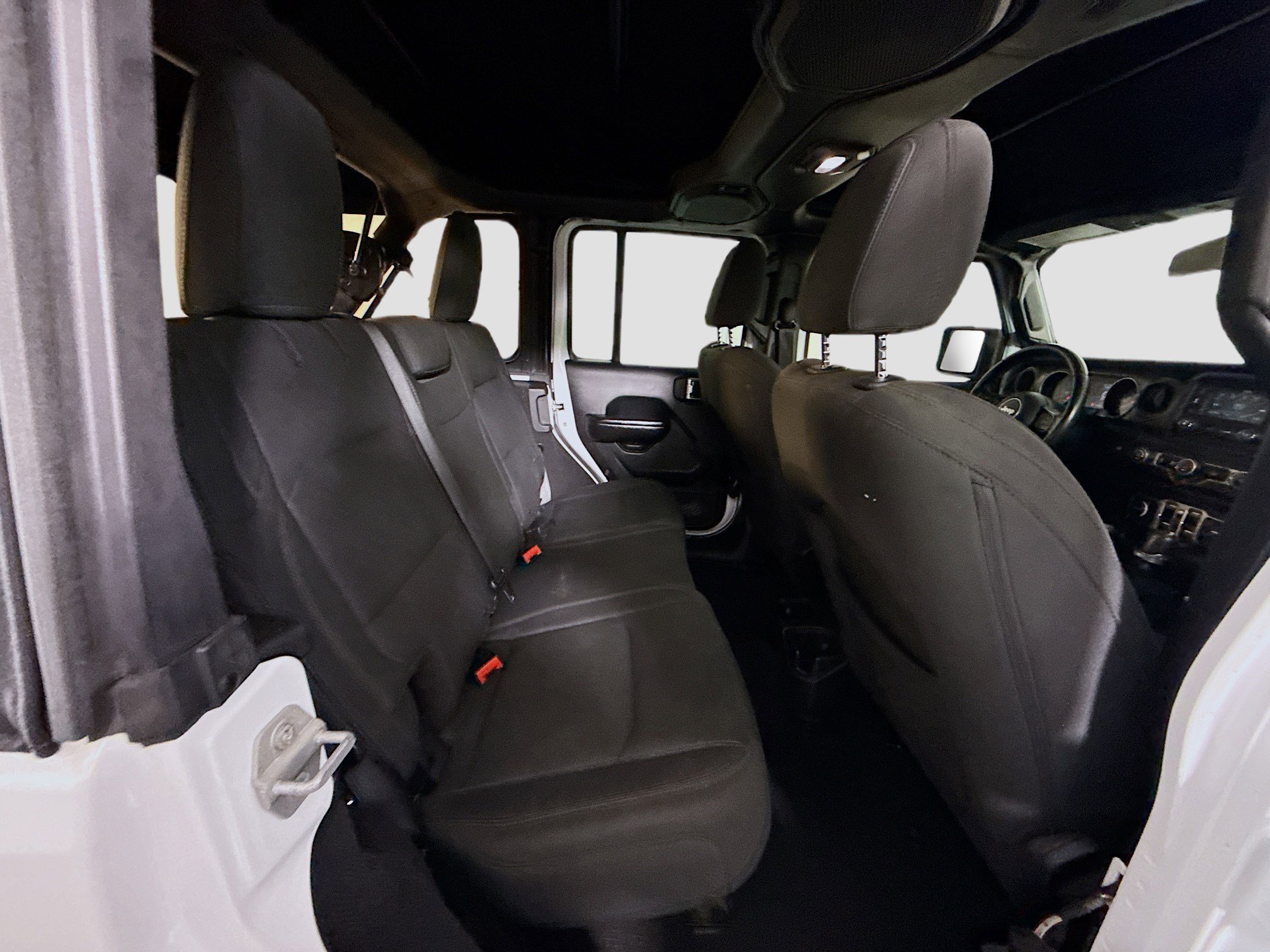 Used 2018 Jeep Wrangler Unlimited Sport S image 27