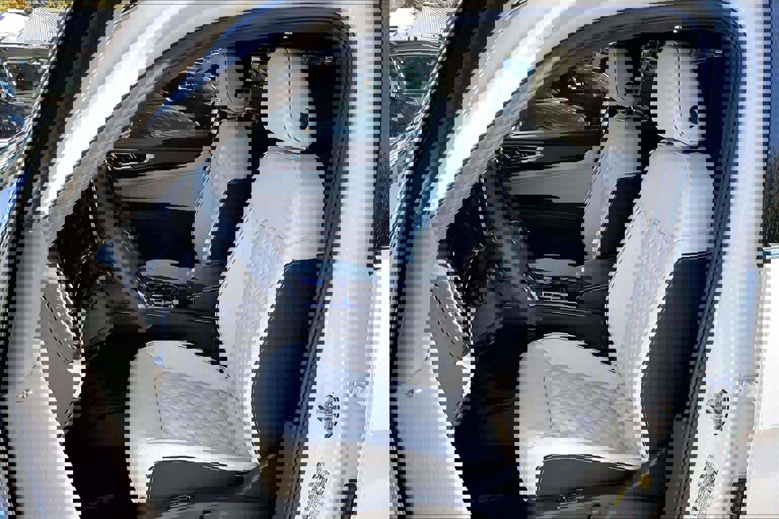 New 2026 Volkswagen Atlas Cross Sport SEL Premium R-Line image 9