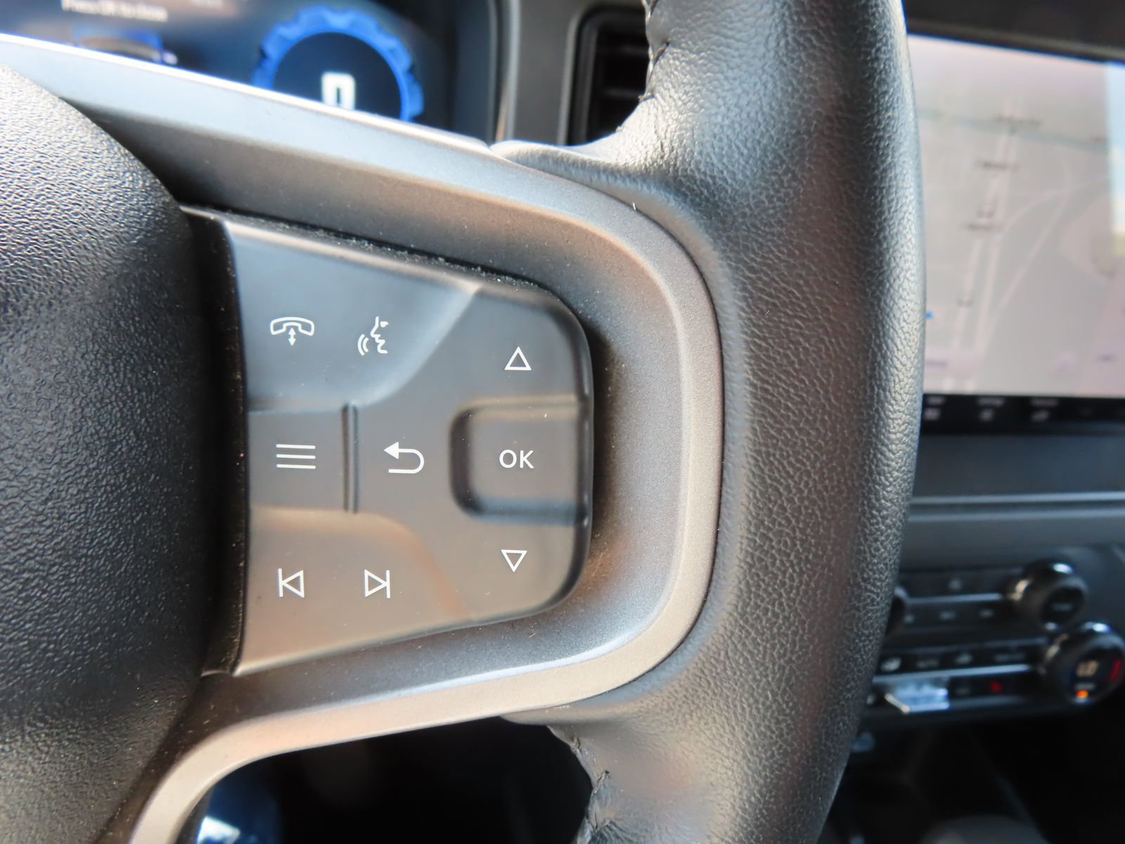 Used 2025 Ford Bronco Big Bend image 19