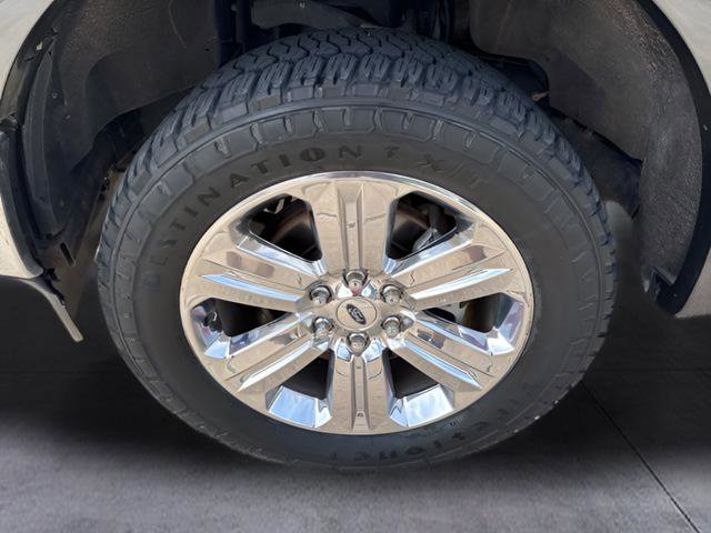 Used 2020 Ford F150 Lariat w/ Equipment Group 502A Luxury image 27