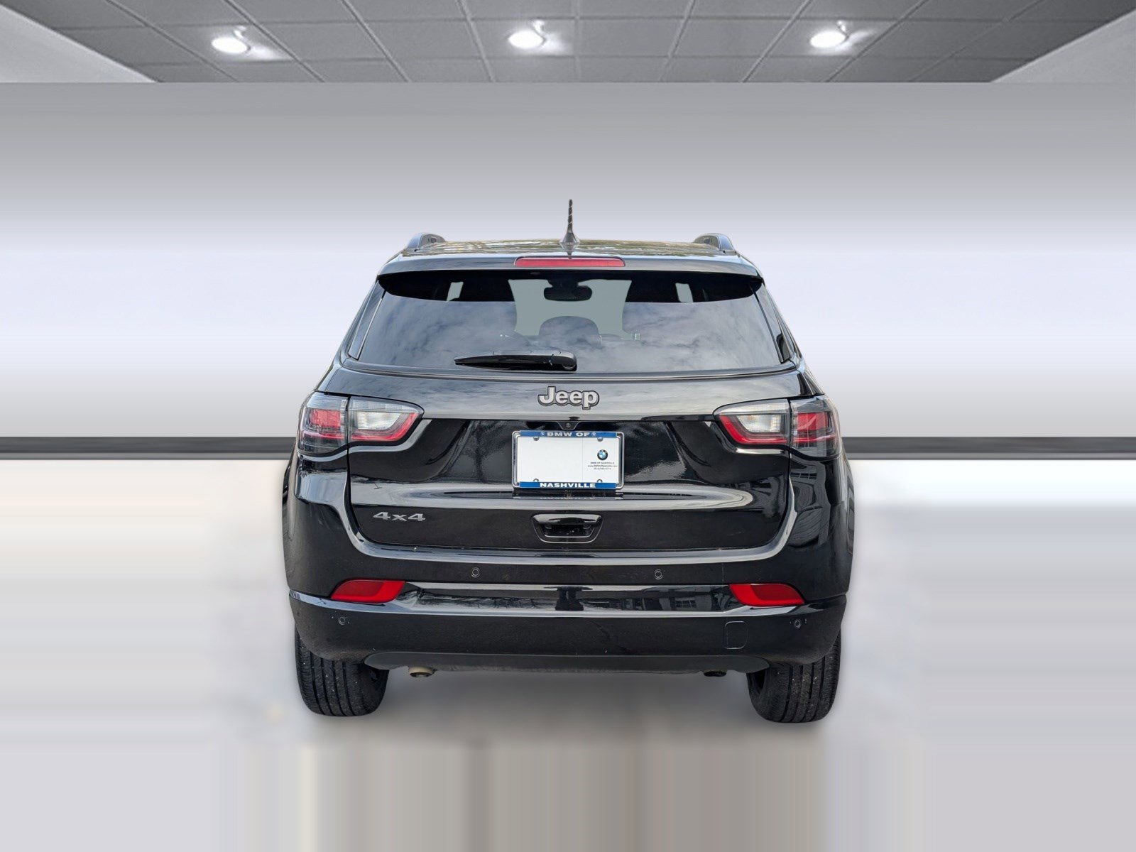 Used 2024 Jeep Compass Limited w/ High Altitude Package image 10