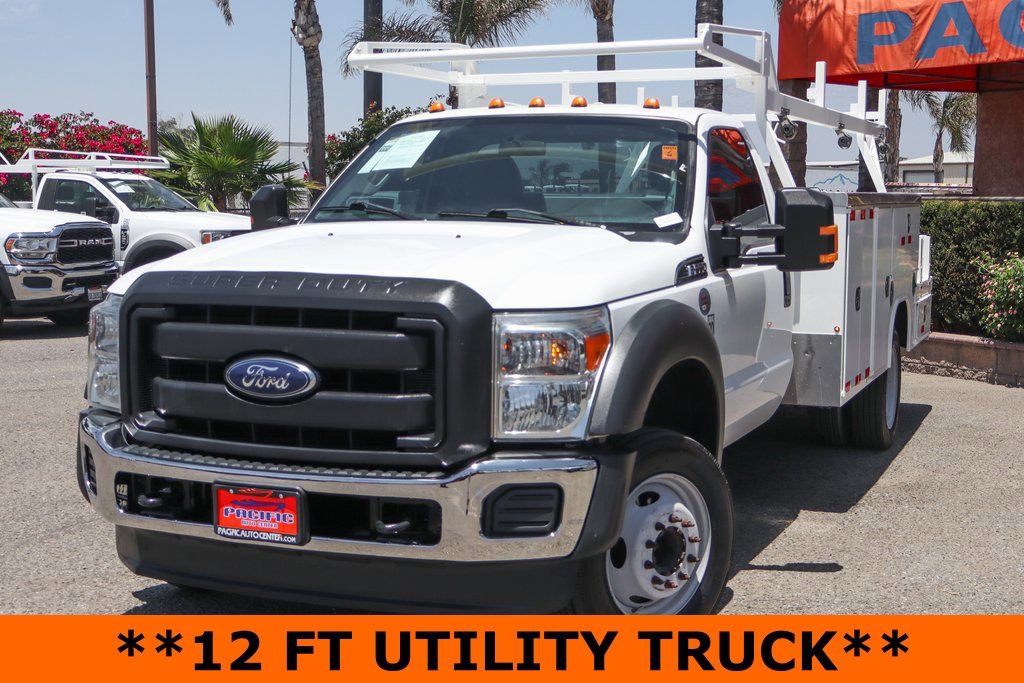 Used 2016 Ford F550 2WD Regular Cab Super Duty image 4