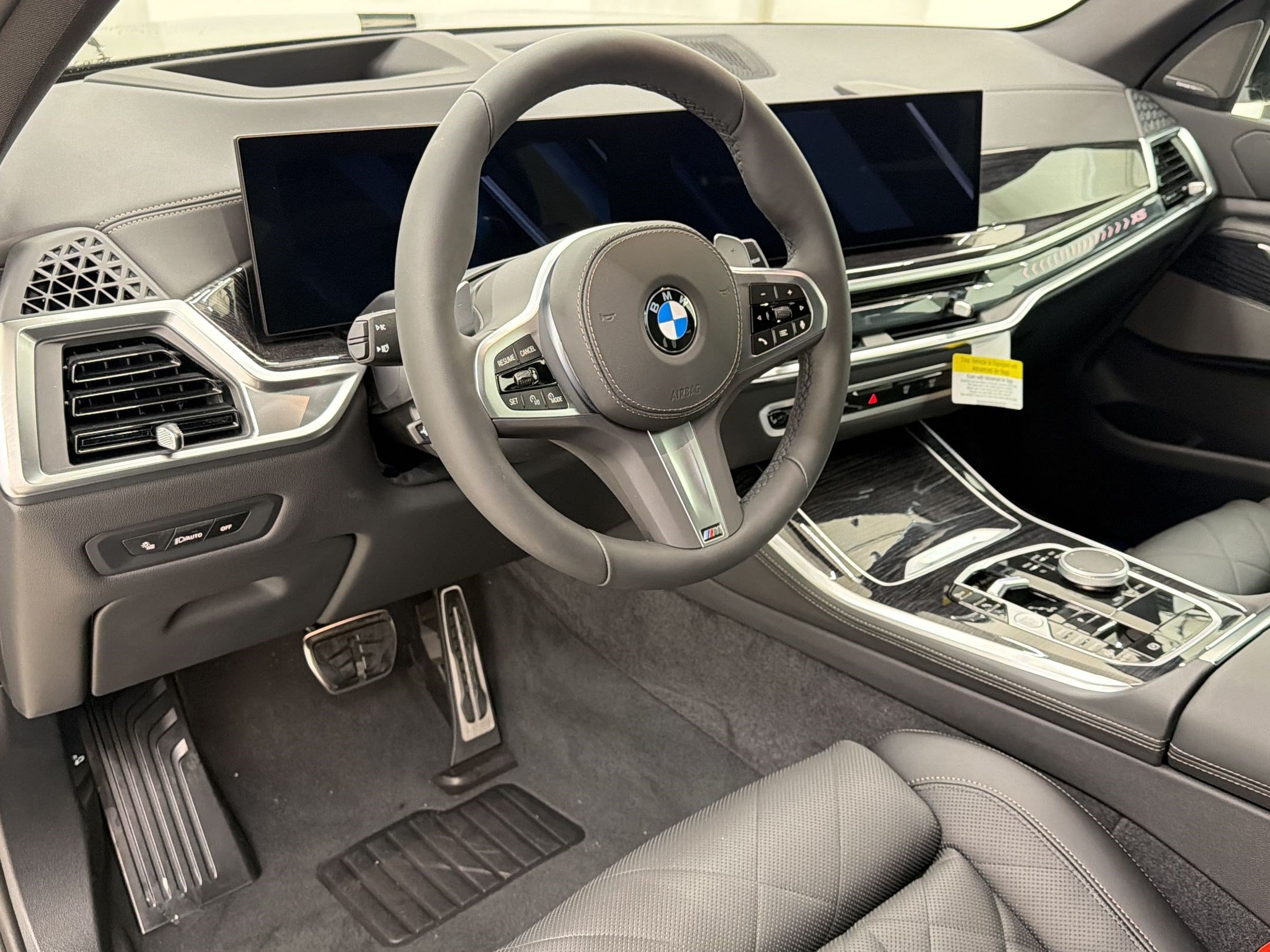New 2026 BMW X5 xDrive40i w/ M Sport Package AWD/4WD image 4