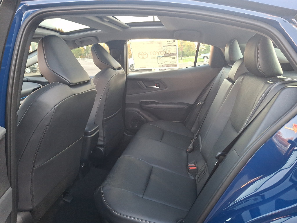 New 2027 Toyota Prius Limited w/ Limited Premium Package AWD/4WD image 5