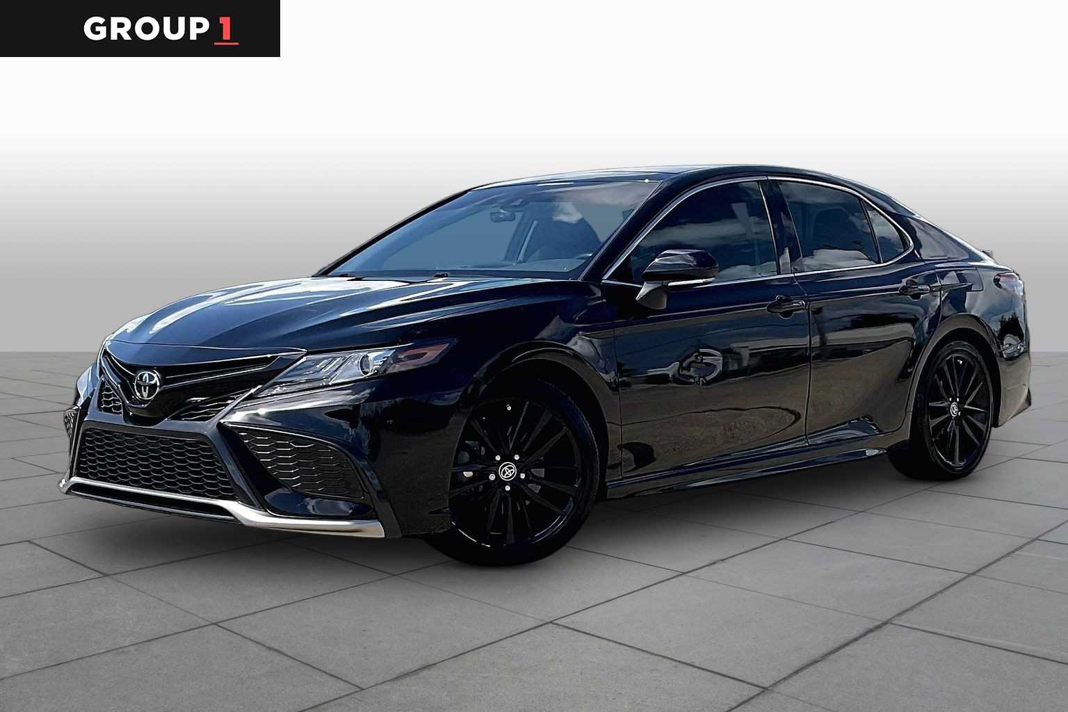 Used 2021 Toyota Camry XSE FWD image 1