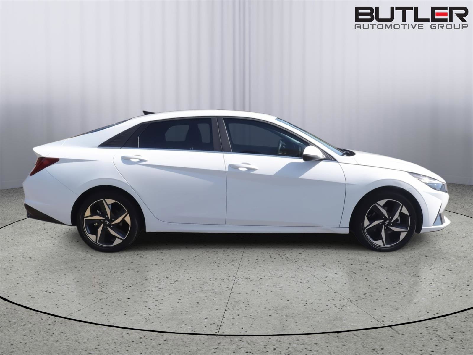 Used 2023 Hyundai Elantra Limited w/ Cargo Package image 8