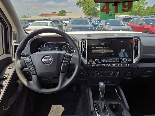 New 2025 Nissan Frontier SV image 13