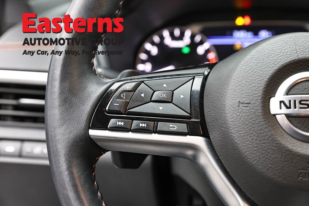 Used 2021 Nissan Altima 2.5 SR AWD/4WD image 15