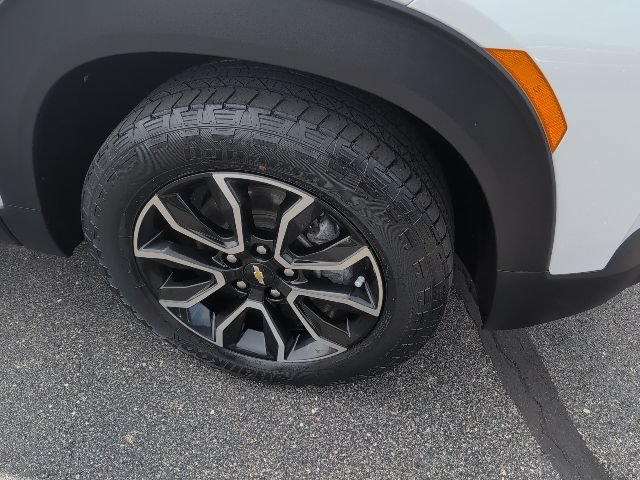 Used 2023 Chevrolet TrailBlazer ACTIV w/ Convenience Package FWD image 14