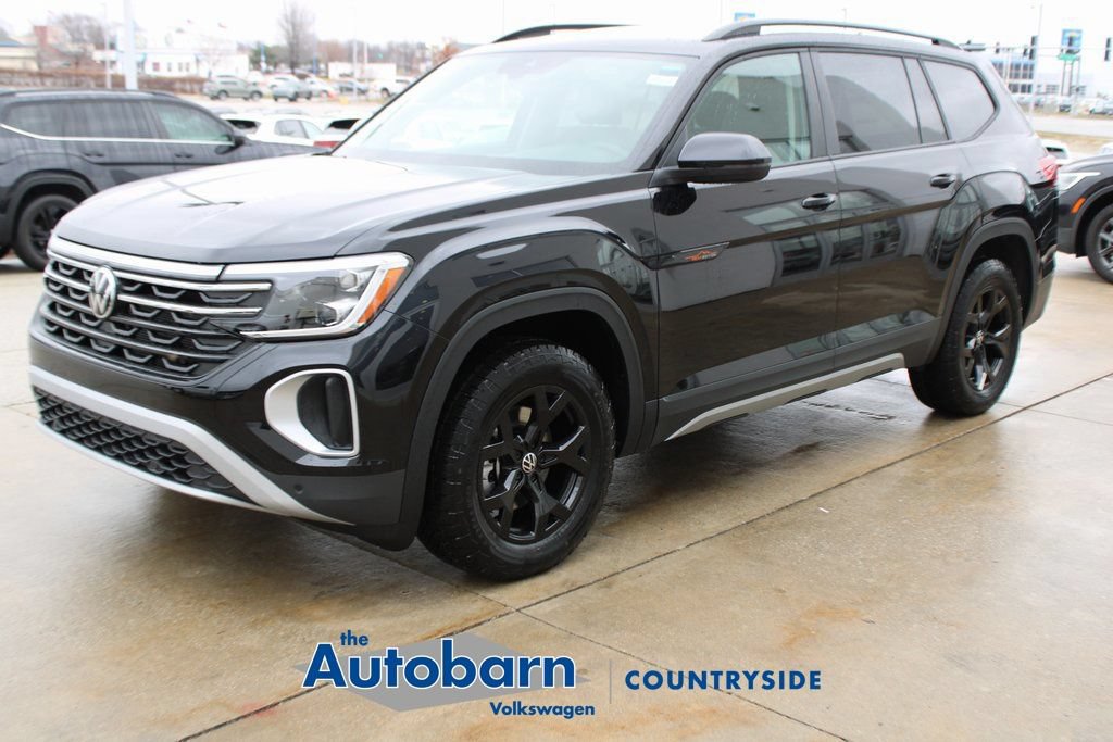 Used 2026 Volkswagen Atlas Peak Edition AWD/4WD image 3