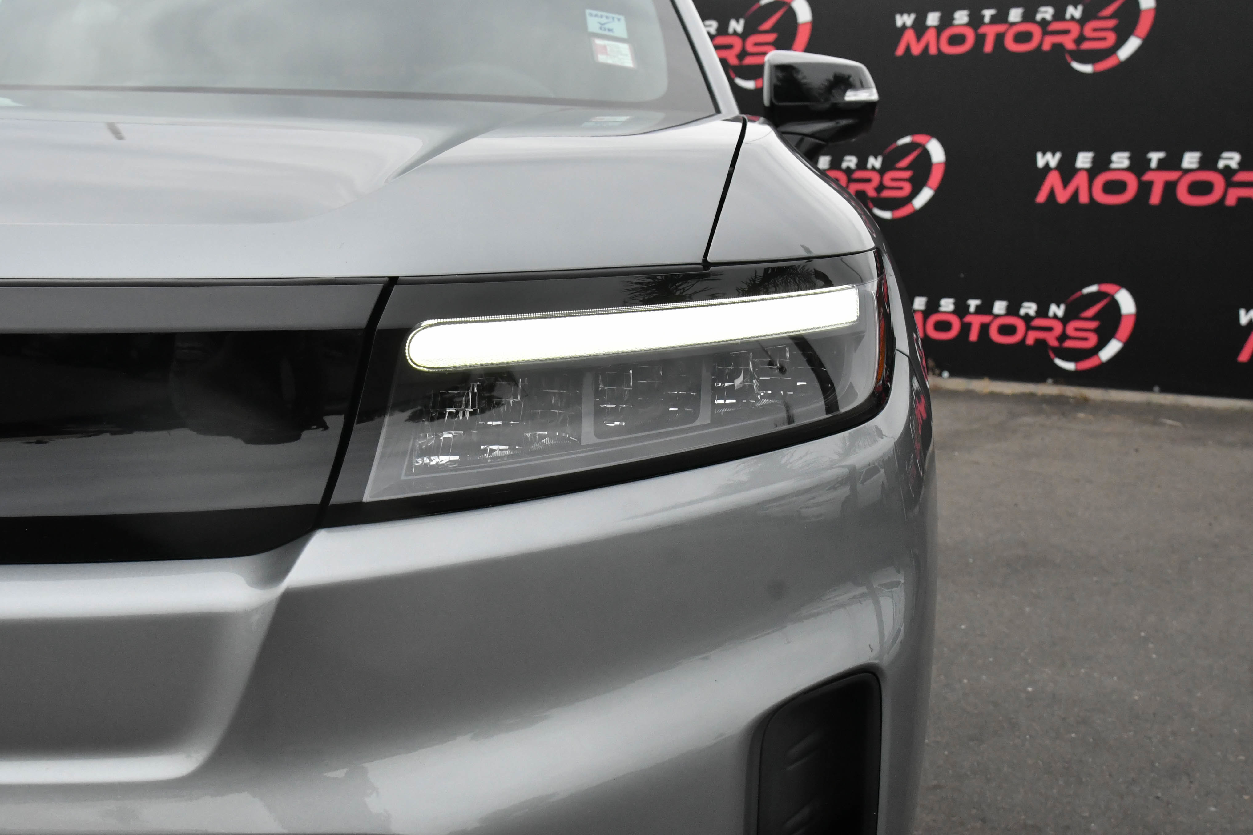 Used 2024 Honda Prologue EX image 11