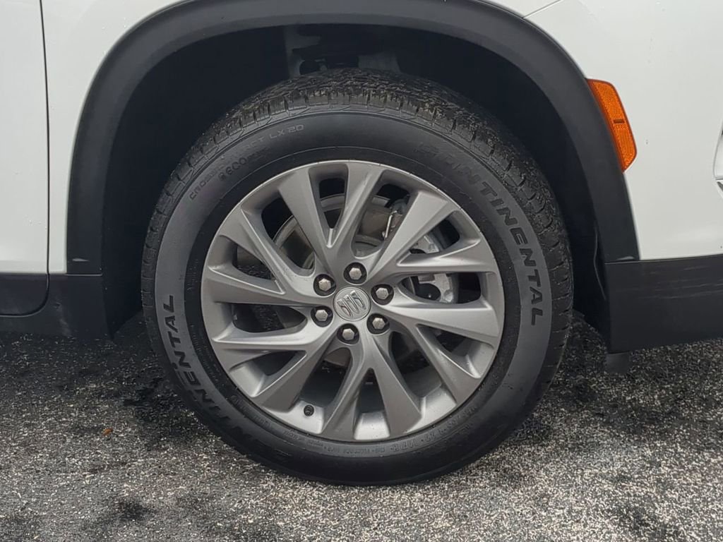 Used 2025 Buick Enclave Preferred image 11