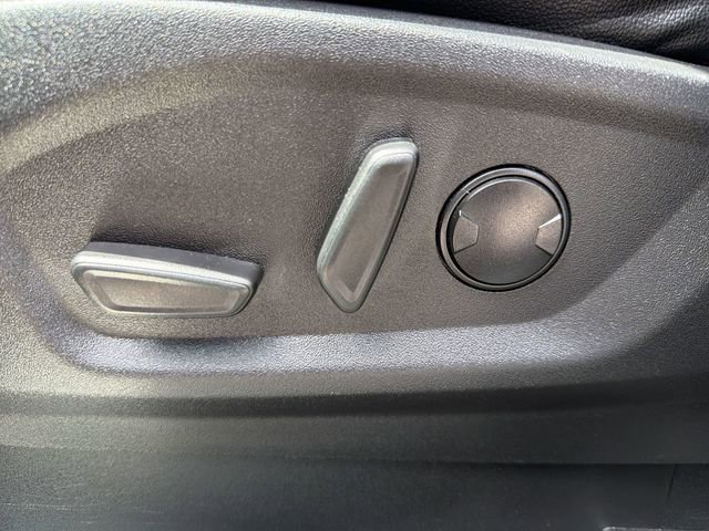 Used 2023 Ford Edge Titanium AWD/4WD image 12