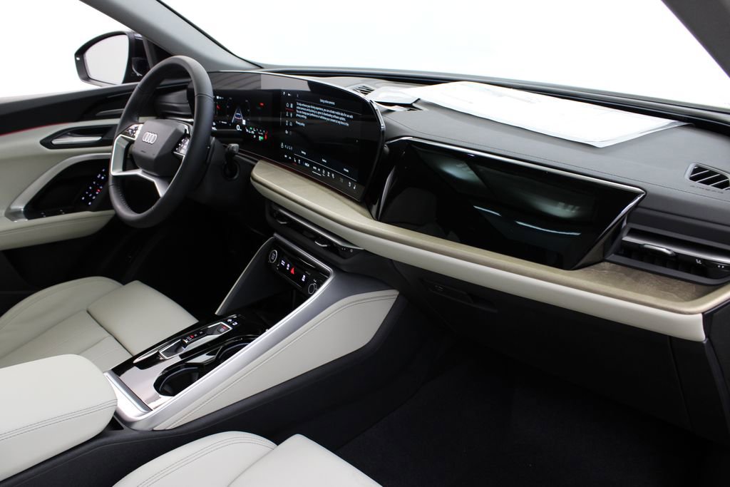 New 2025 Audi Q5 Premium Plus image 24
