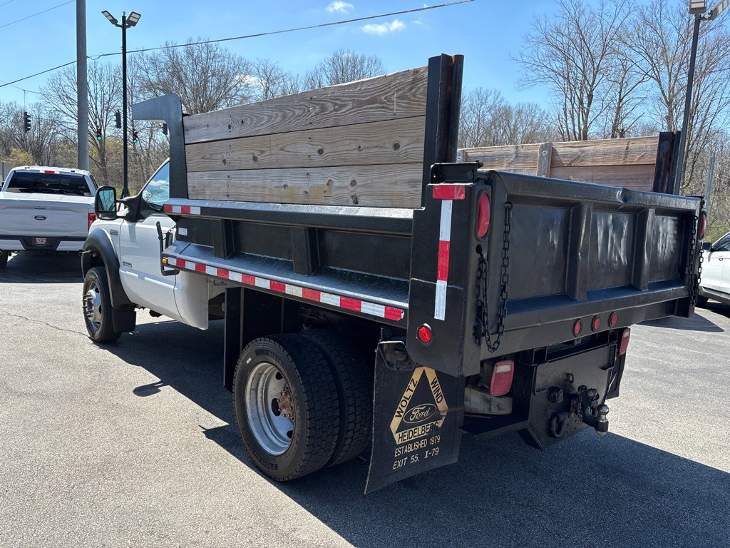 Used 2007 Ford F550 4x4 Regular Cab Super Duty image 12