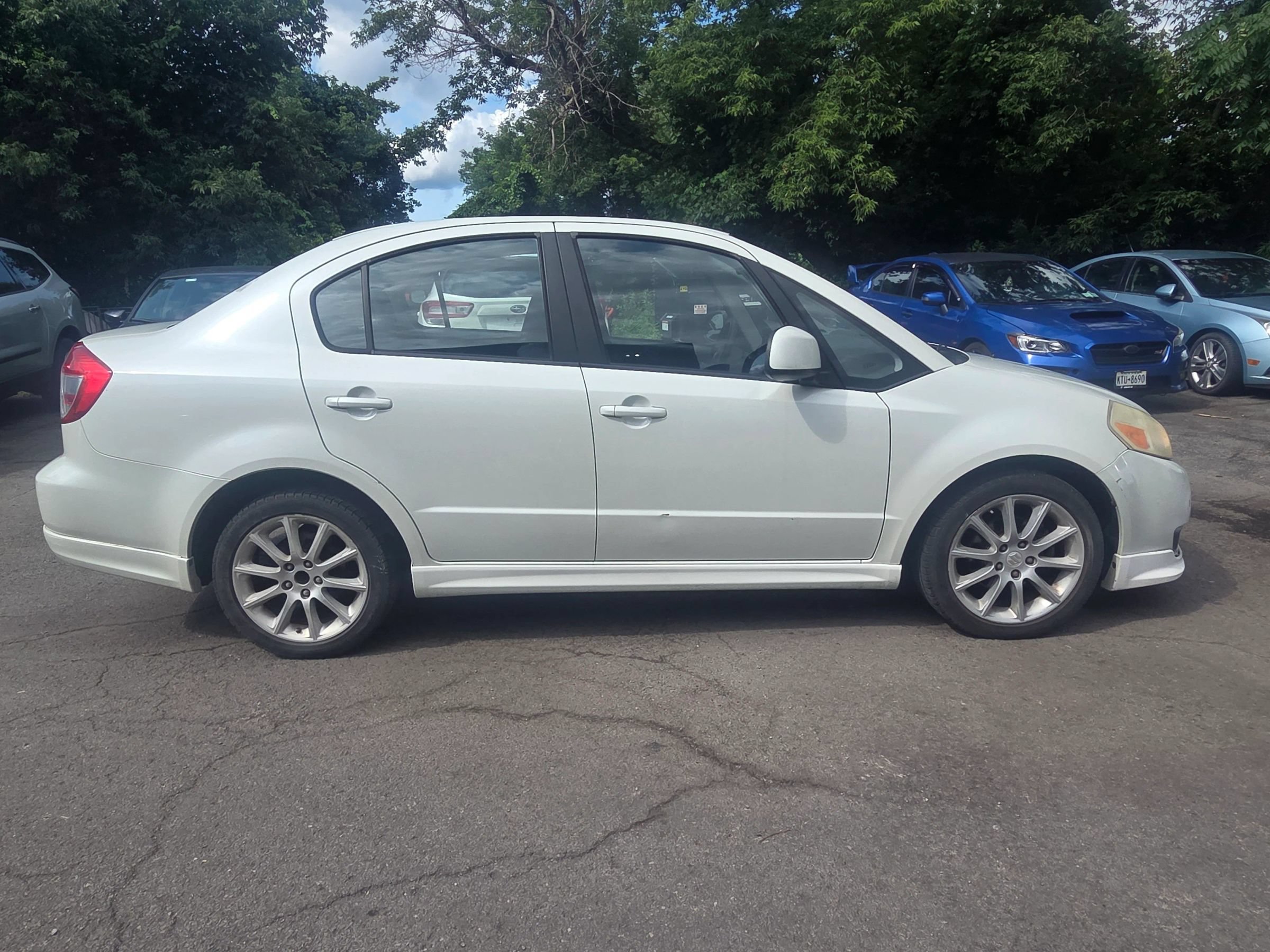 Used 2009 Suzuki SX4 Sport FWD image 5