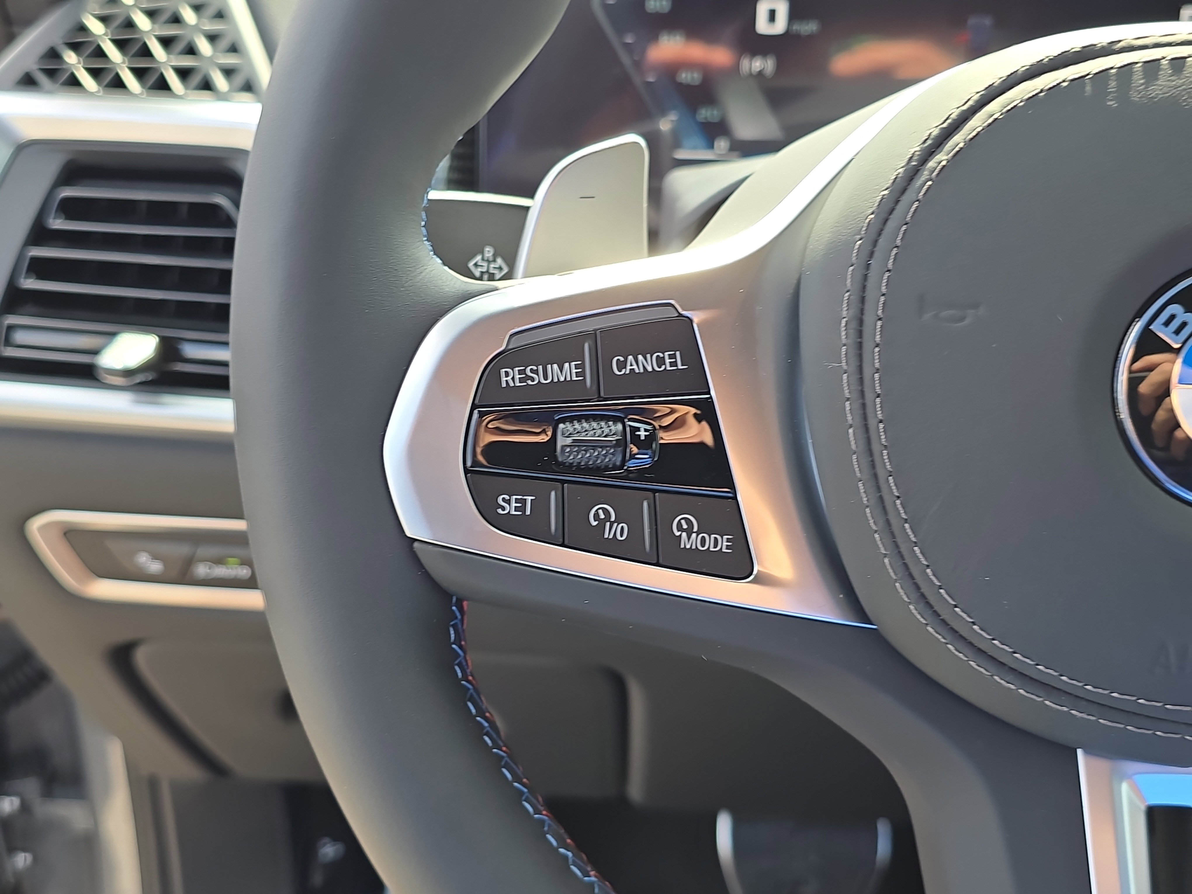 New 2026 BMW X7 M60i image 35