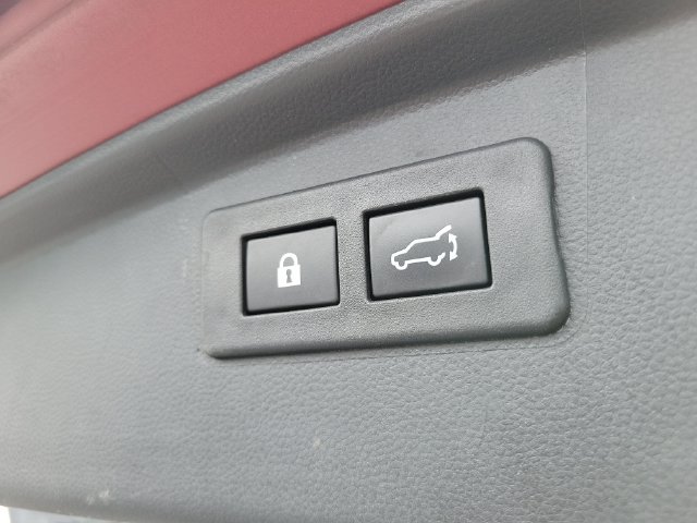 Used 2021 Subaru Outback Premium AWD/4WD image 28