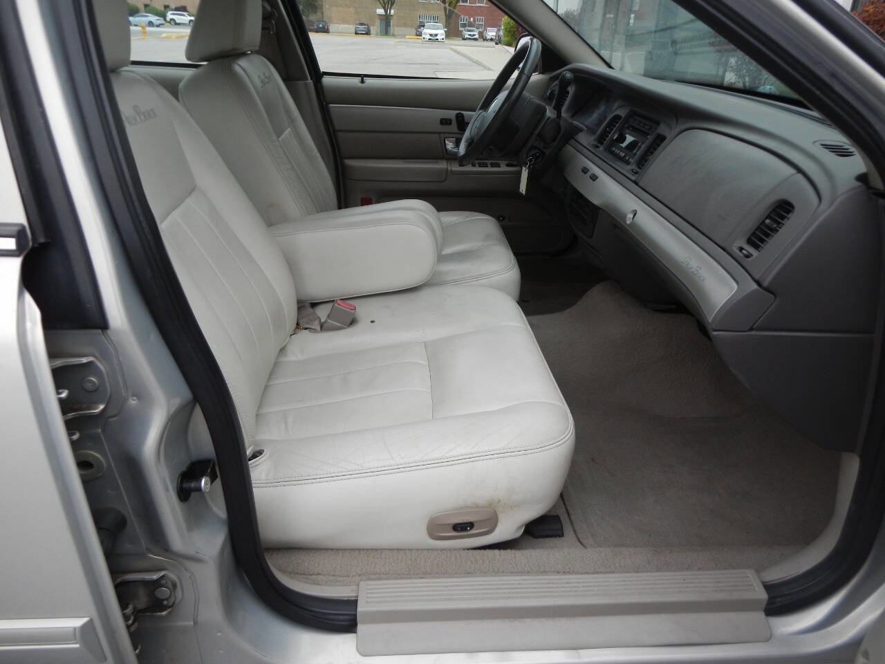 Used 2008 Mercury Grand Marquis LS RWD image 36