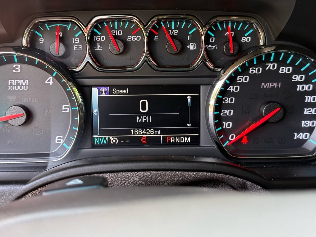 Used 2016 Chevrolet Suburban LT AWD/4WD image 21