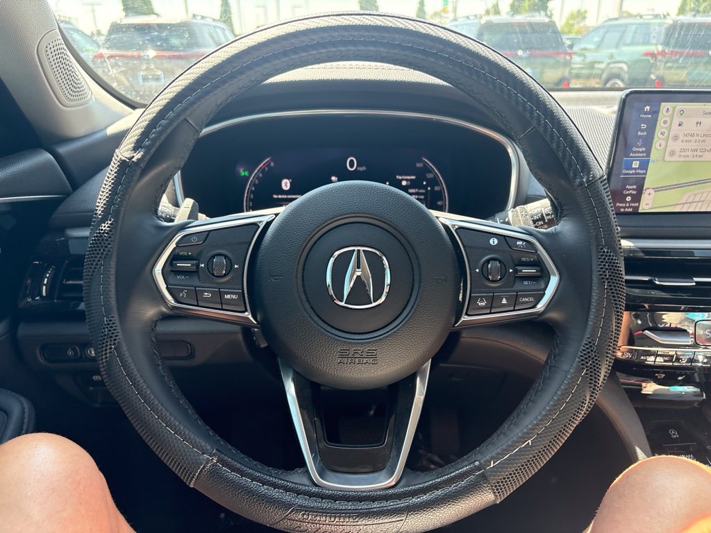 Used 2025 Acura MDX SH-AWD image 2