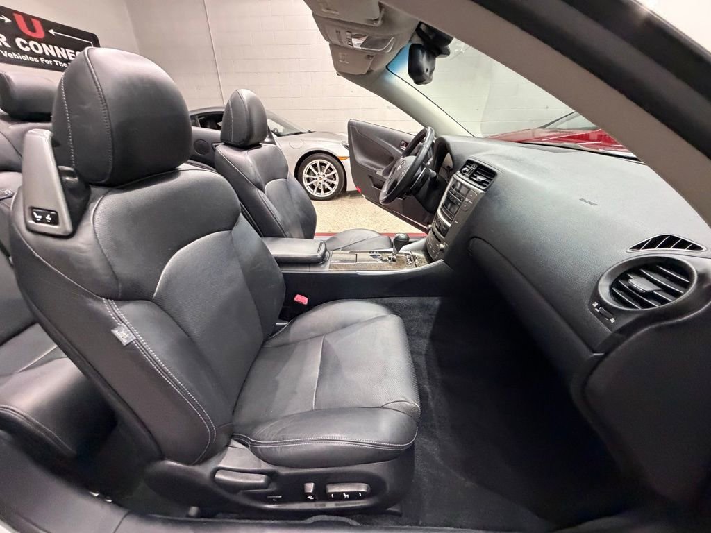 Used 2010 Lexus IS 250C image 30