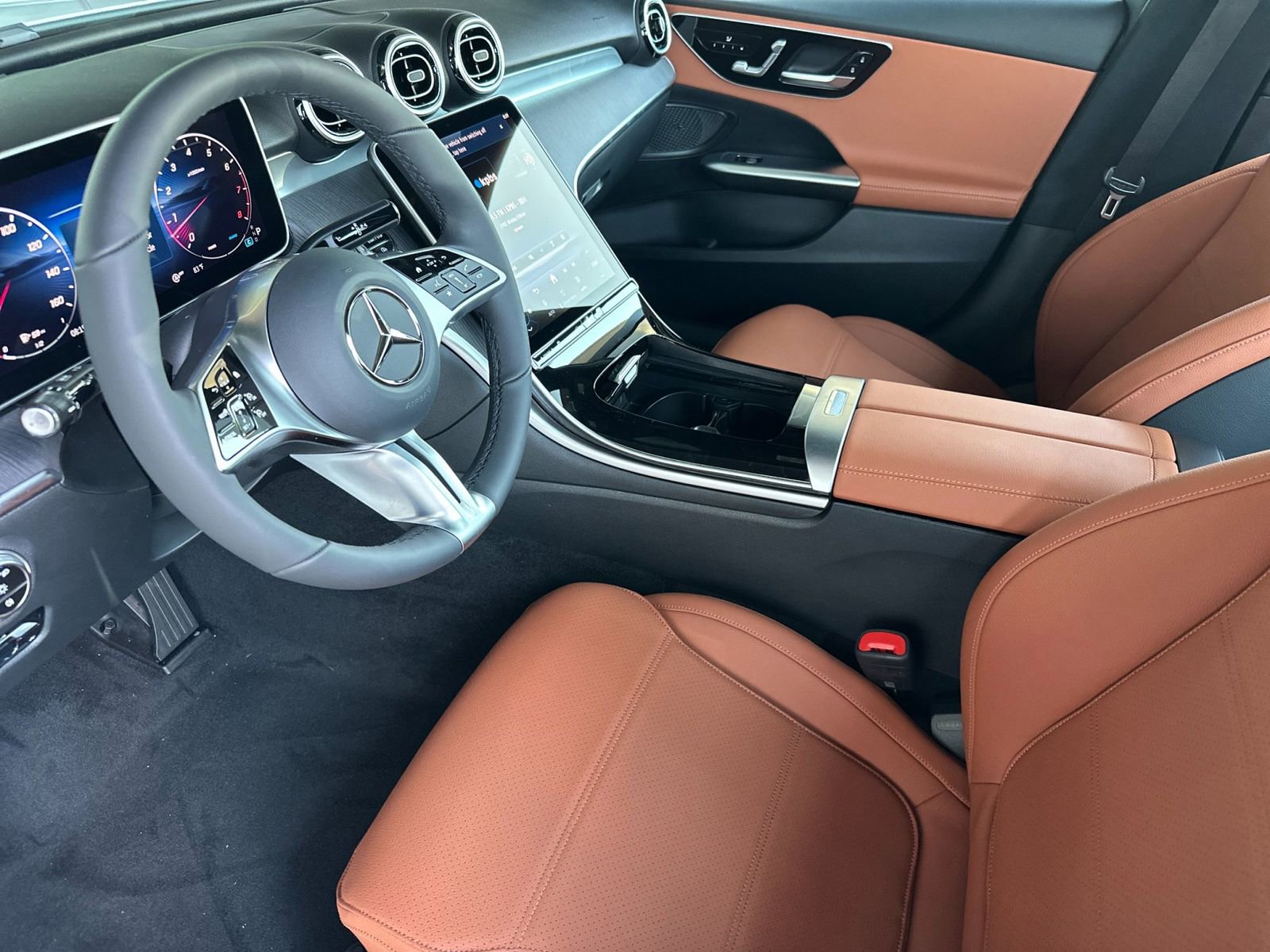 New 2025 Mercedes-Benz C 300 4MATIC Sedan image 10