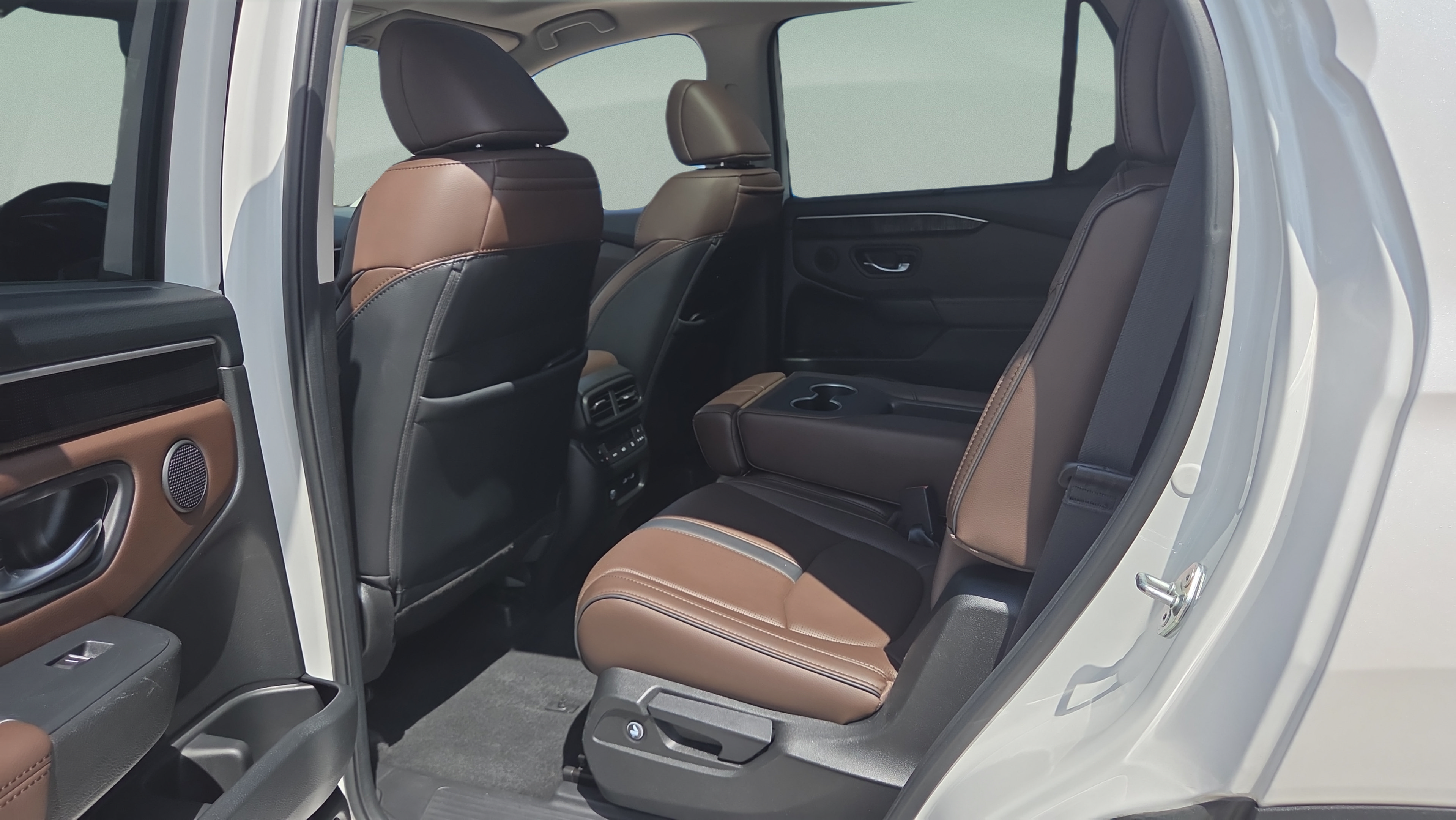 Used 2023 Honda Pilot Elite image 11