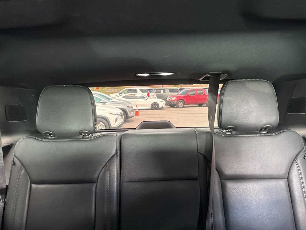 Used 2025 Chevrolet Tahoe Z71 AWD/4WD image 31