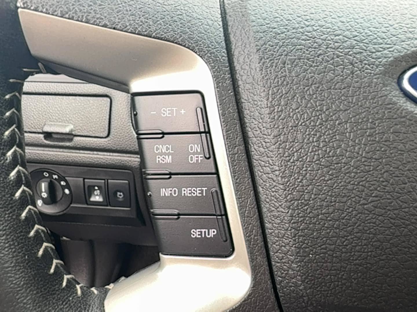 Used 2012 Ford Fusion SEL FWD image 24