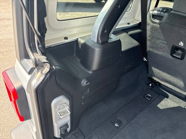 Used 2024 Jeep Wrangler Unlimited Rubicon AWD/4WD image 70