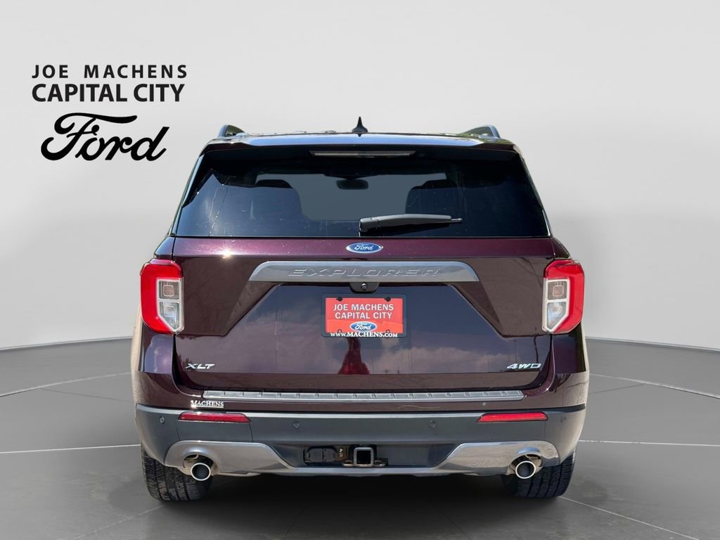 Used 2022 Ford Explorer XLT w/ Equipment Group 202A AWD/4WD image 6