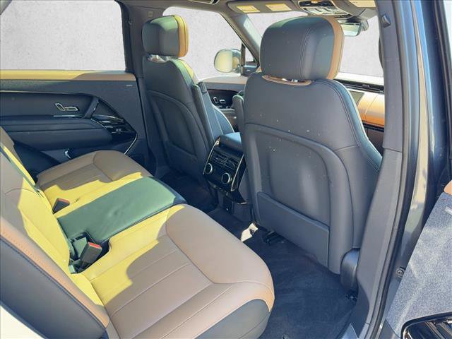 Used 2023 Land Rover Range Rover Sport SE Dynamic AWD/4WD image 11