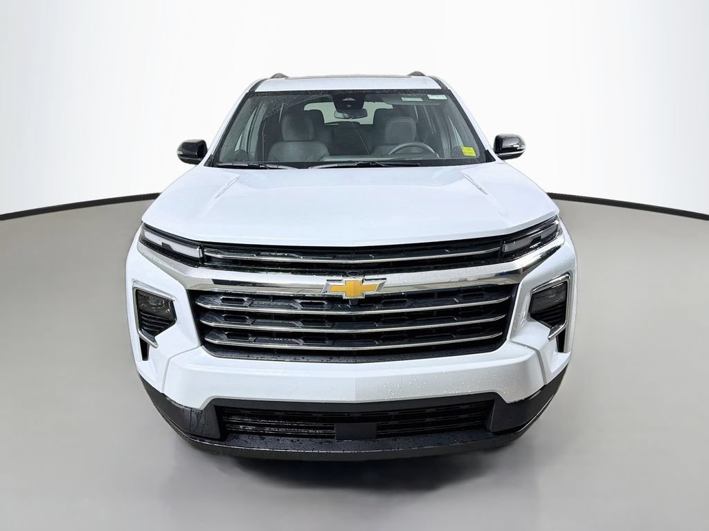 New 2027 Chevrolet Traverse LT w/ Sun and Wheel Package AWD/4WD image 2