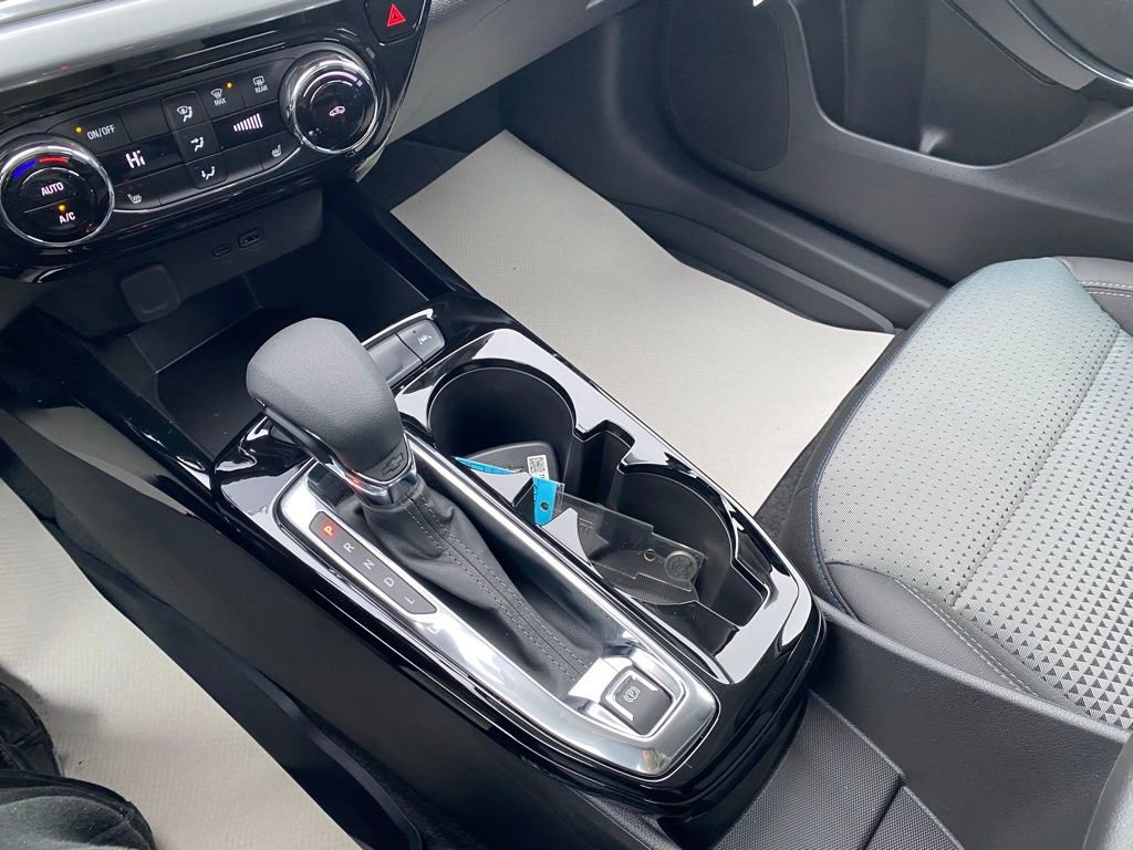 New 2026 Chevrolet Trax LT w/ Driver Confidence Package image 16