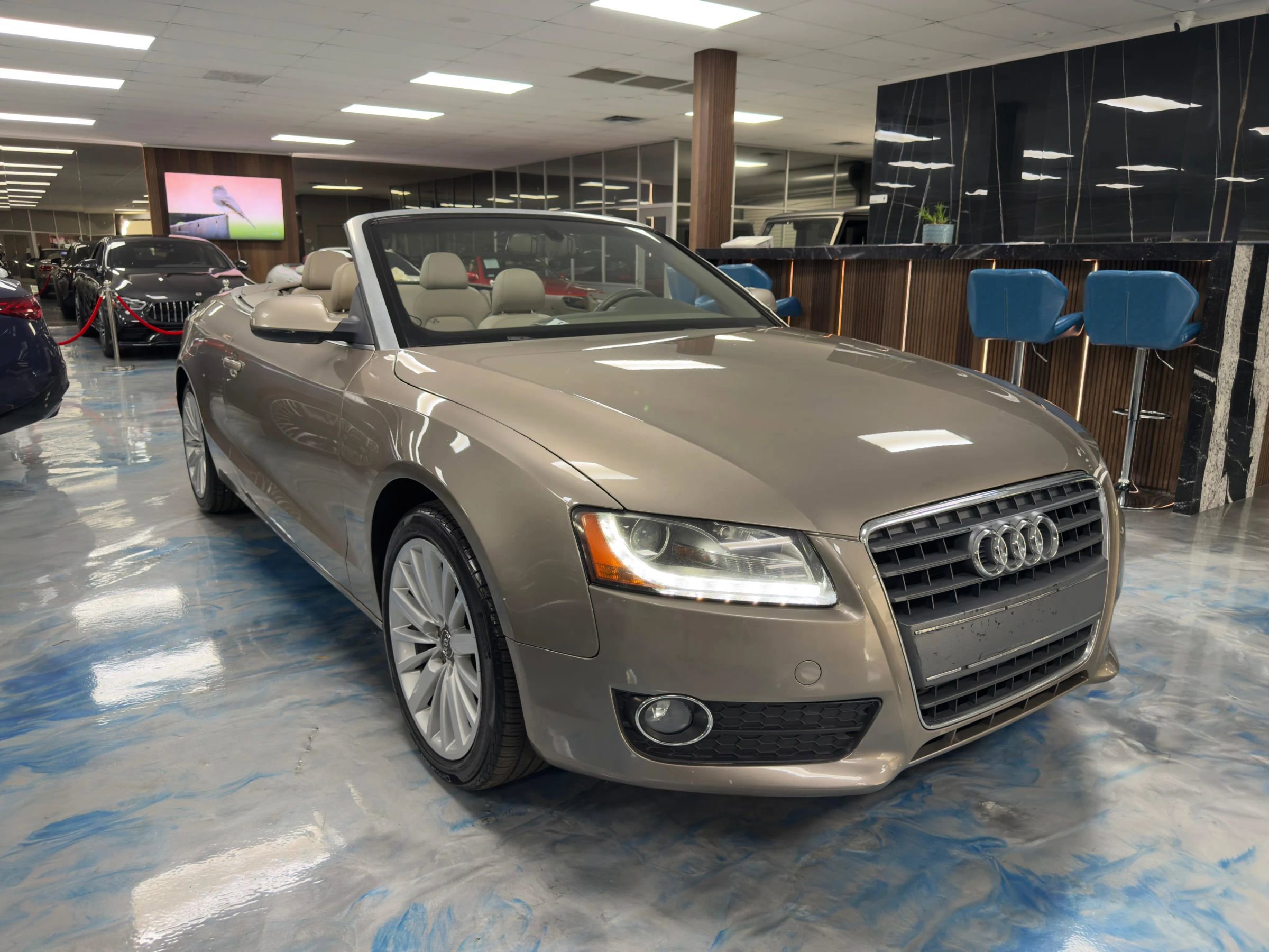Used 2010 Audi A5 2.0T Premium Plus image 2