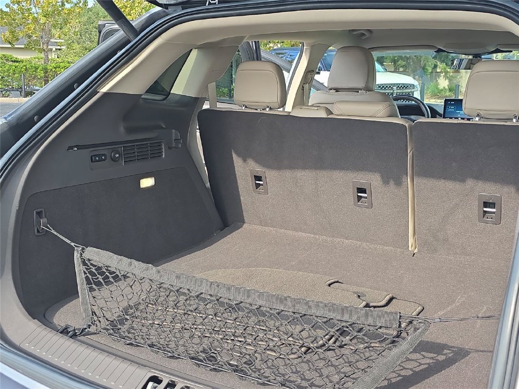 Certified 2023 Lincoln Nautilus FWD image 28