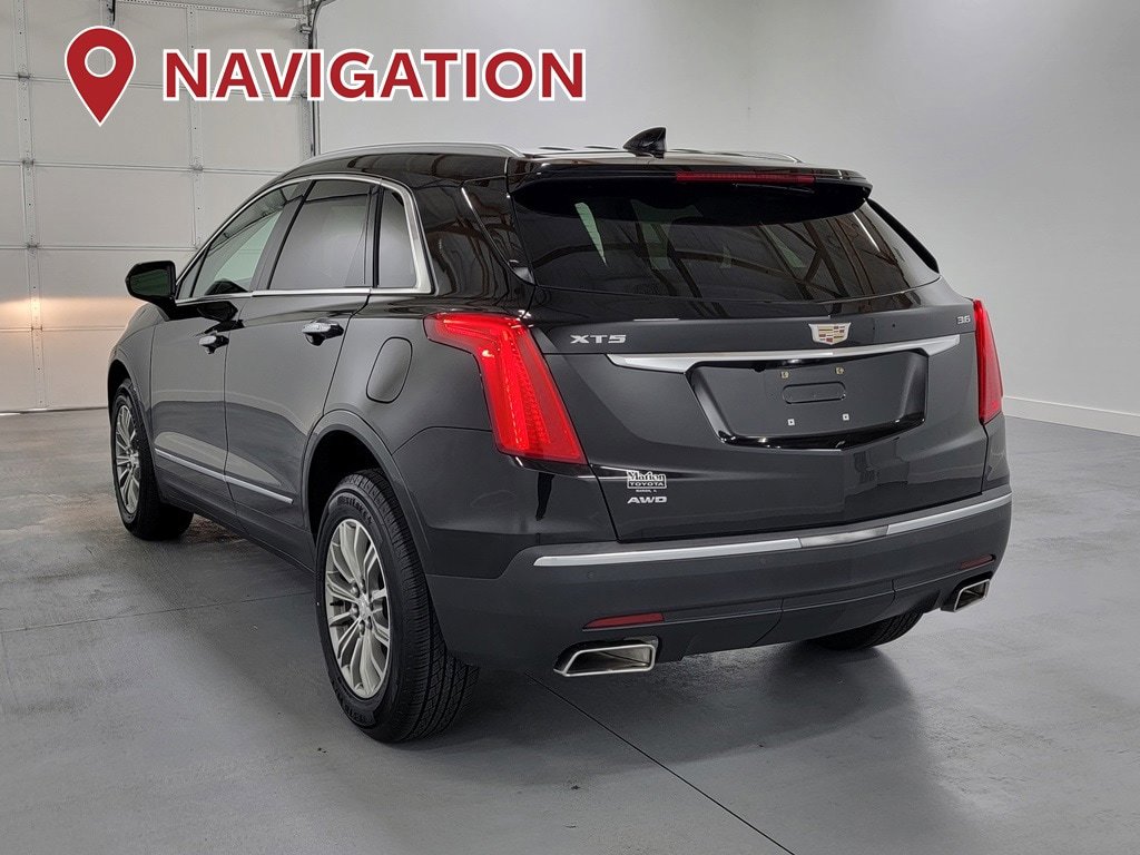 Used 2017 Cadillac XT5 Luxury AWD/4WD image 6
