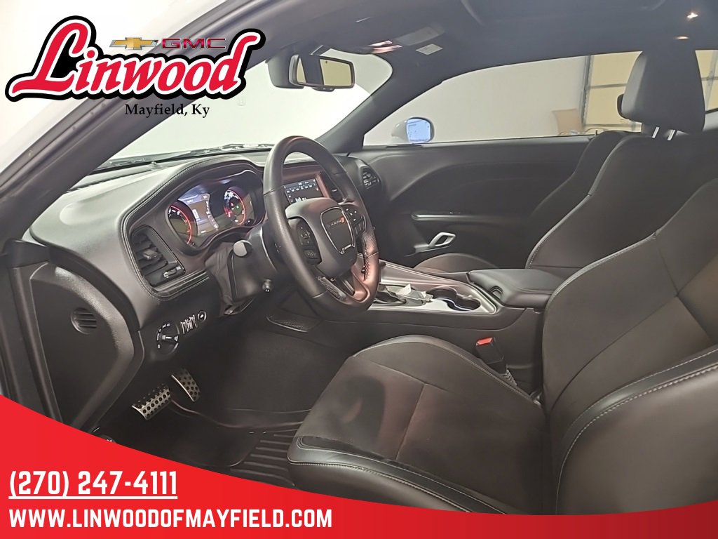 Used 2023 Dodge Challenger R/T w/ Plus Package image 10