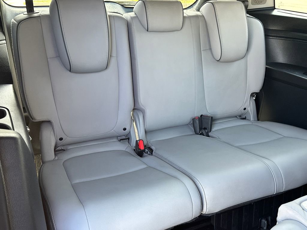 Used 2022 Honda Odyssey Elite image 17