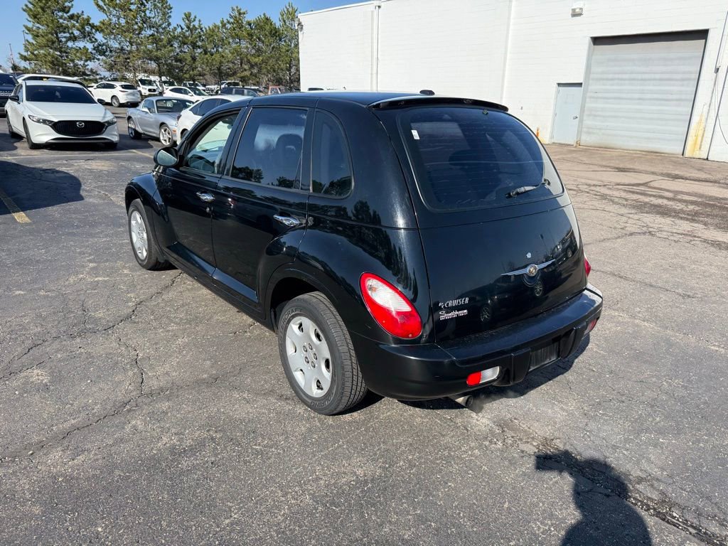 Used 2007 Chrysler PT Cruiser w/ Sun/Sound Group image 2