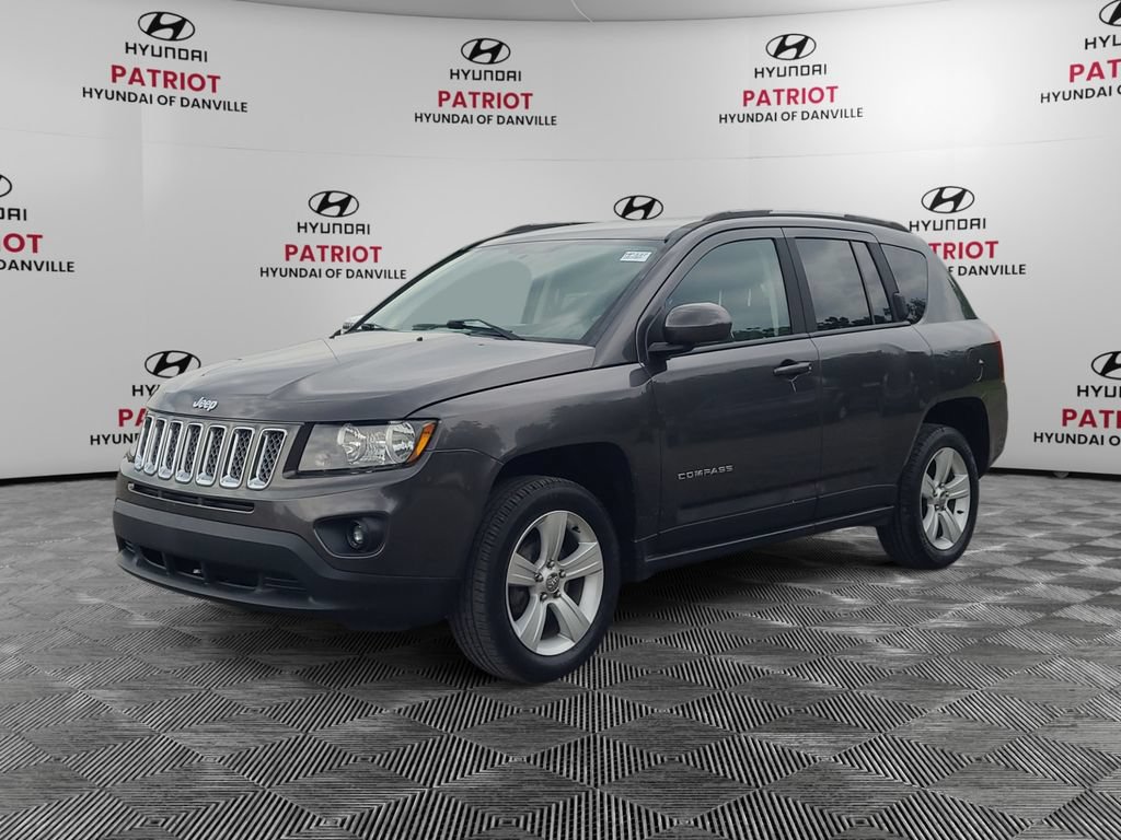 Used 2015 Jeep Compass Latitude FWD image 7