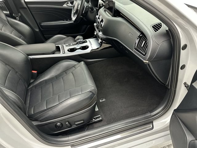 Used 2022 Kia Stinger GT2 AWD/4WD image 27