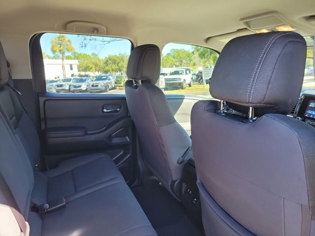 Used 2023 Nissan Frontier SV w/ SV Convenience Package image 28