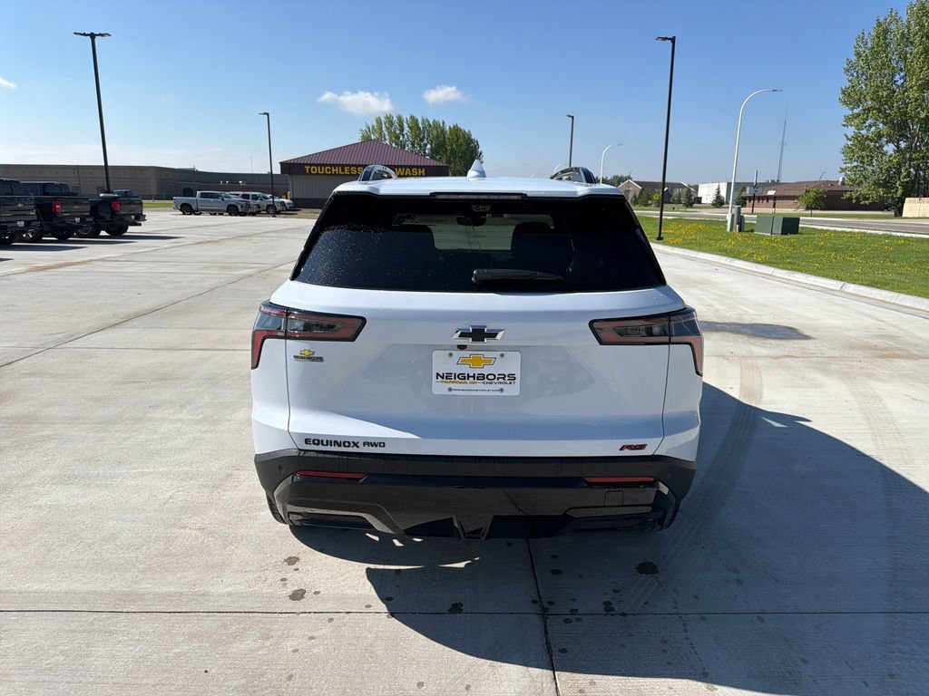 New 2026 Chevrolet Equinox RS w/ Convenience Package III AWD/4WD image 4