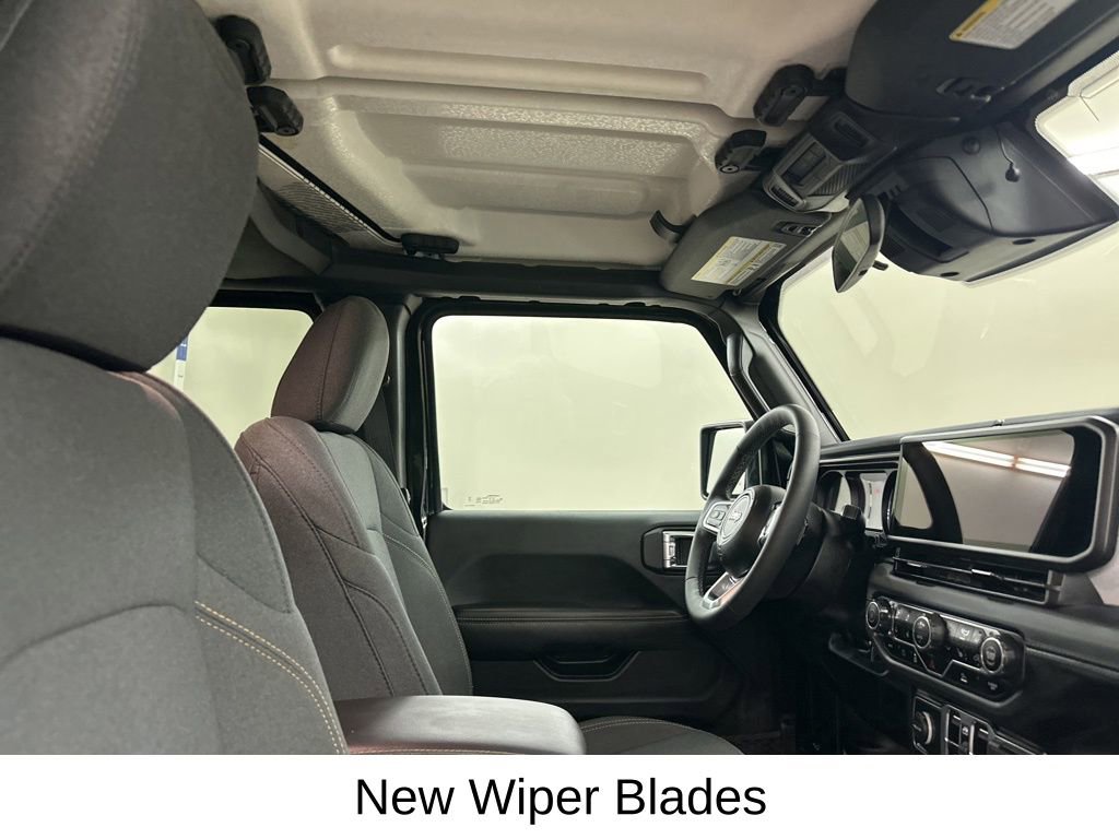 Used 2025 Jeep Wrangler Unlimited Sahara image 19