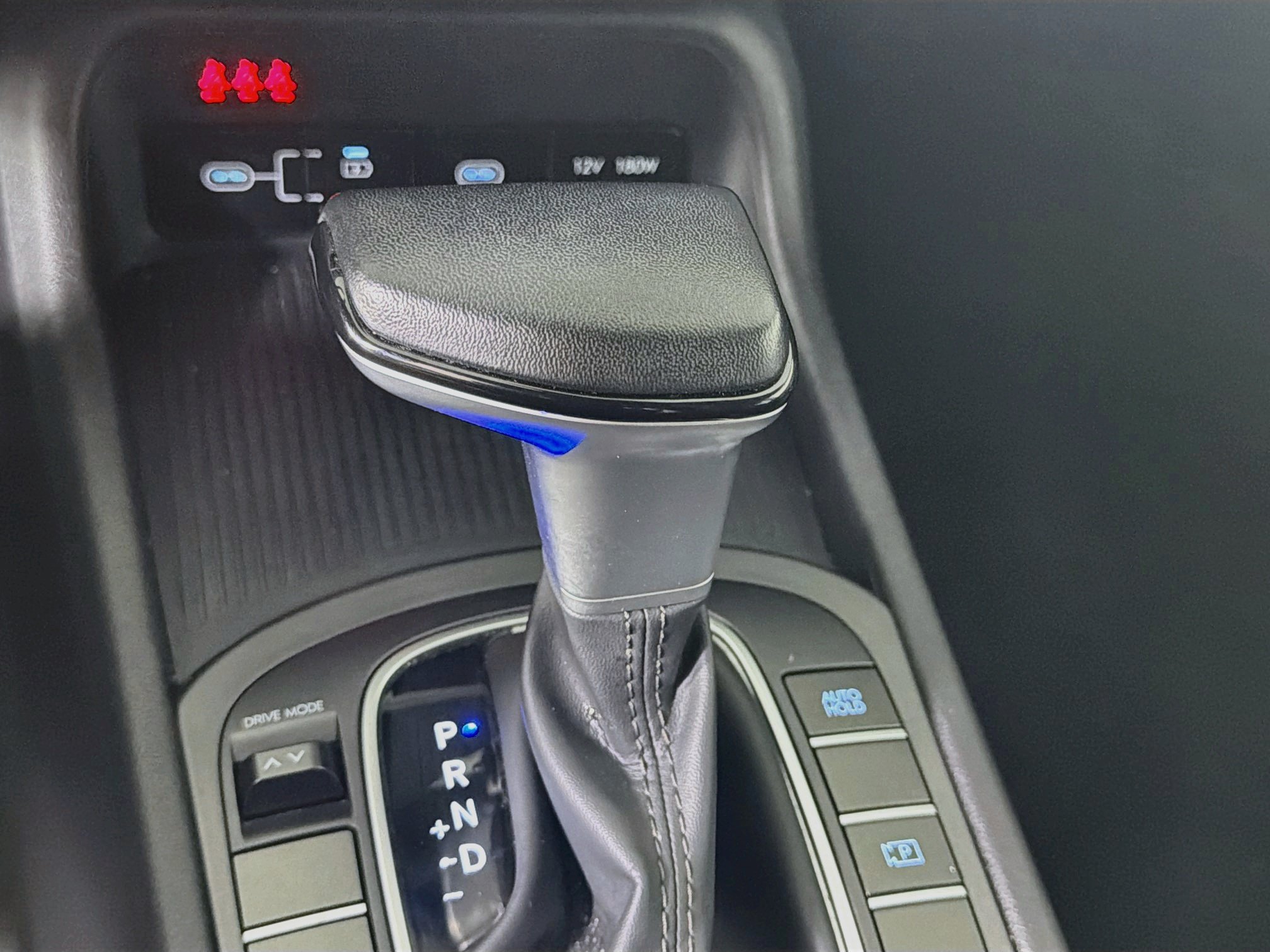 Used 2025 Hyundai Kona SEL FWD image 23