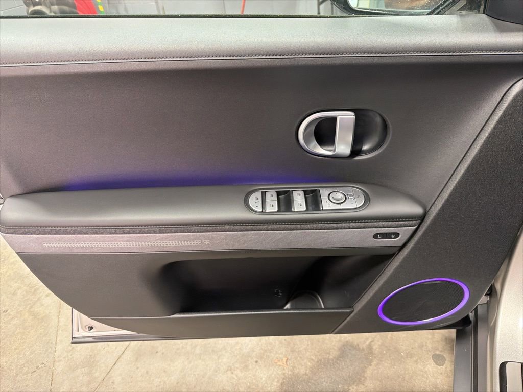 Used 2023 Hyundai Ioniq 5 Limited w/ Cargo Package image 12